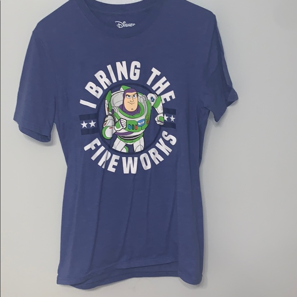 Men’s small Disney shirt